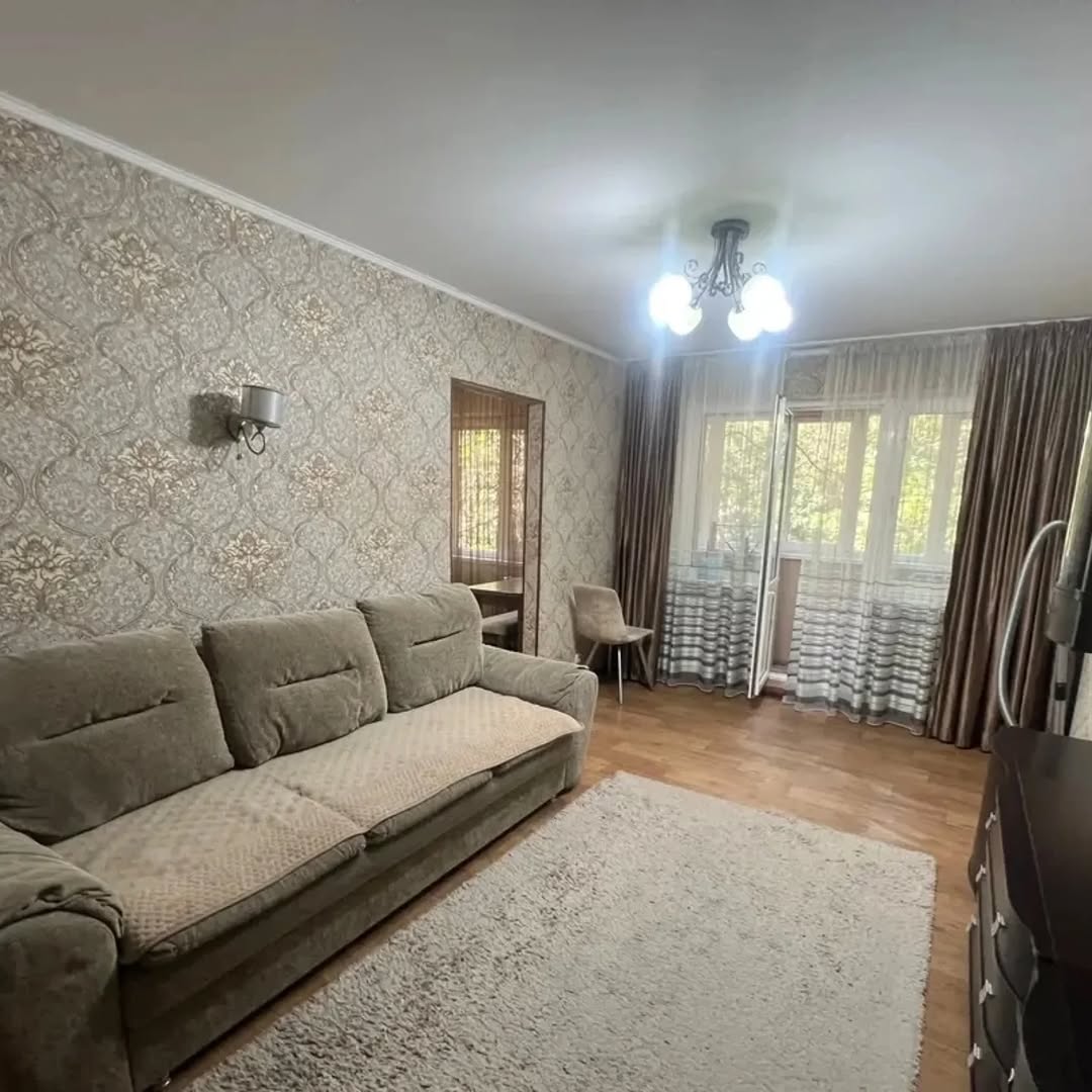 Продается 3 комнатная квартира