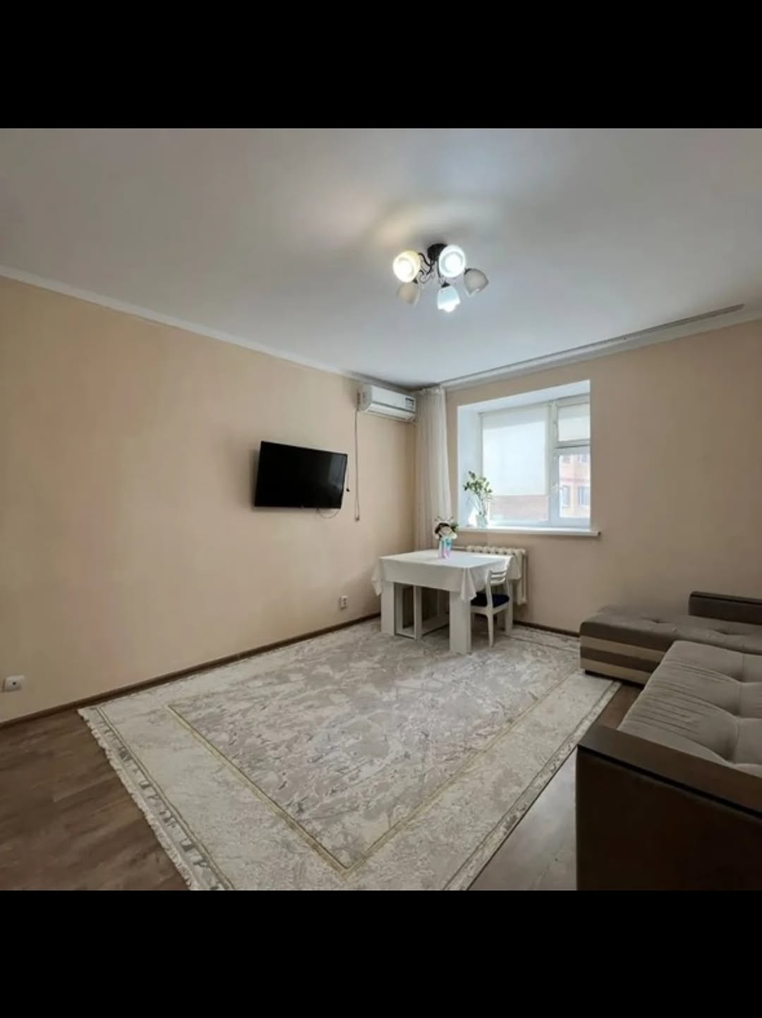 Продается 2 комнатный квартира