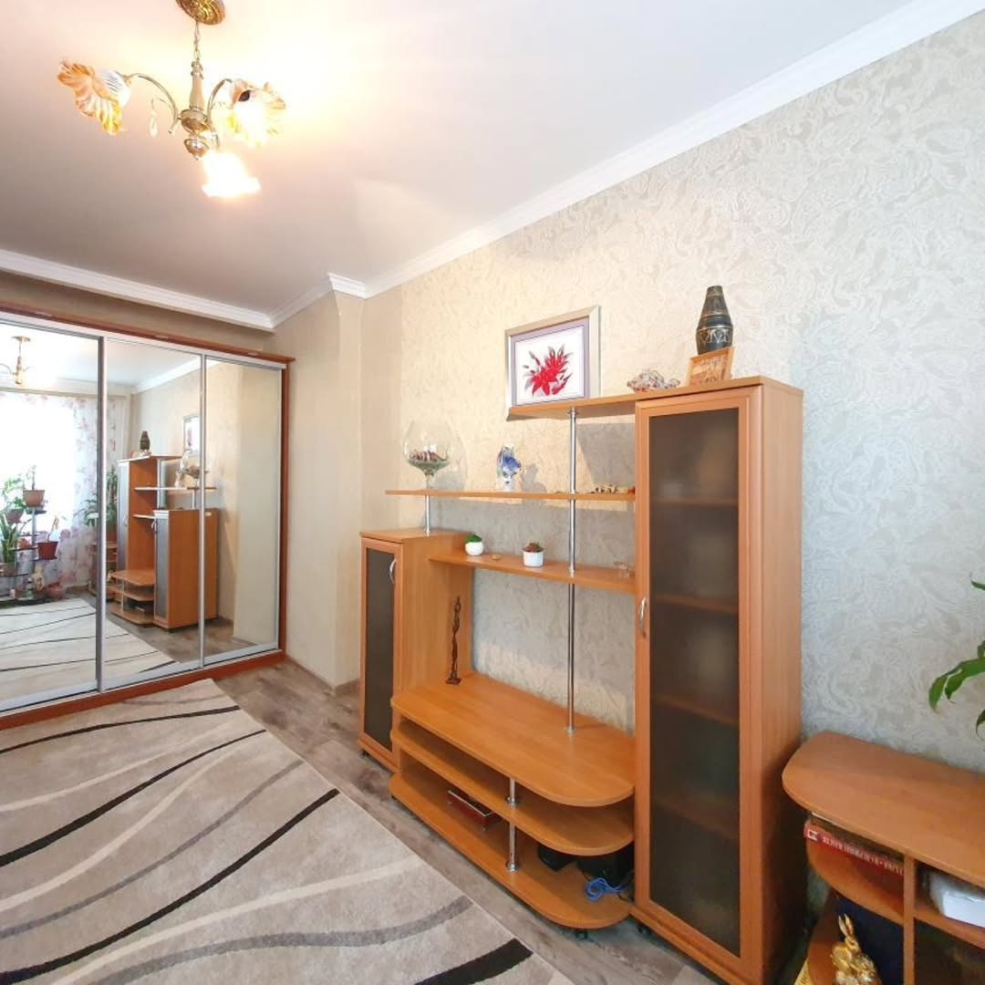 Продам 3-комнатную квартиру