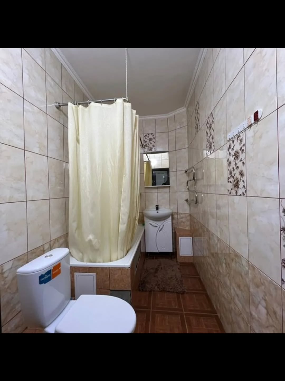 Продается 2 комнатный квартира