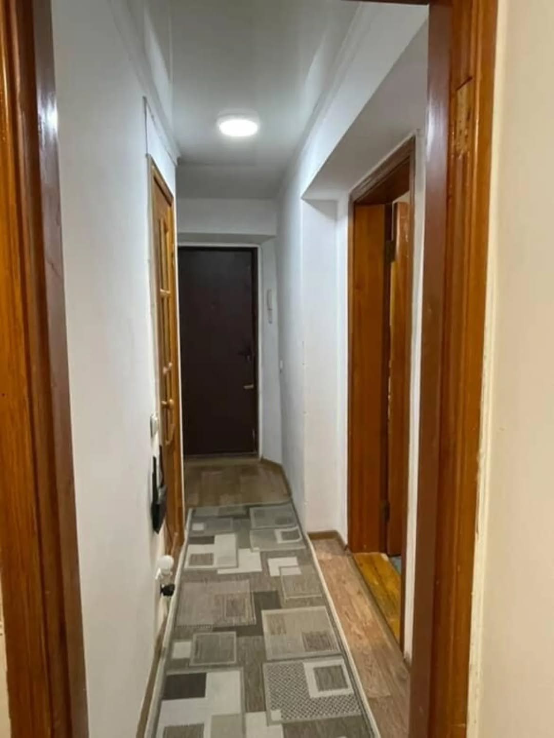 Продам 1 квартиру