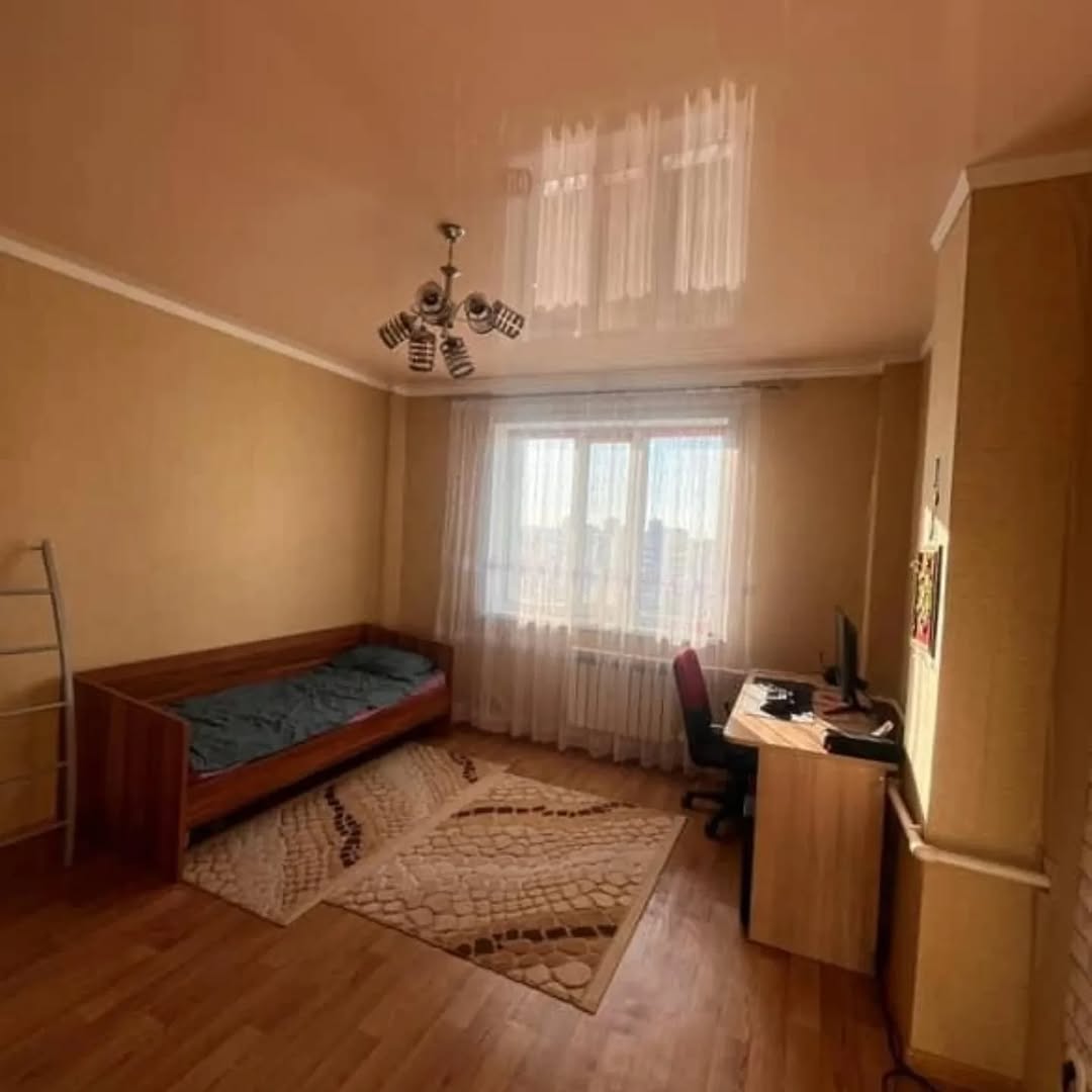 Продам 3 комнатную квартиру