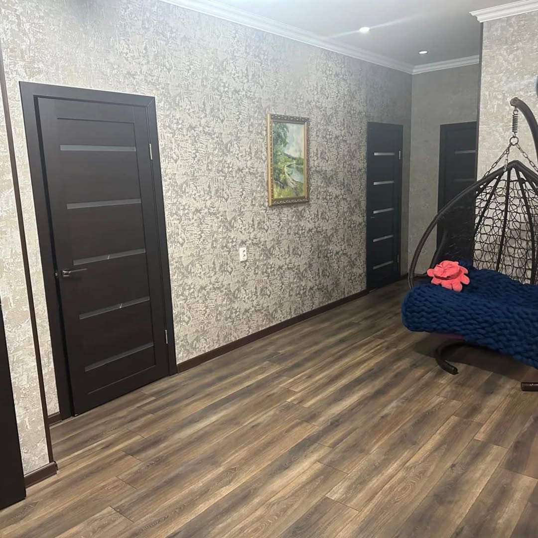 Продается 4 комнатный кирпичный дом