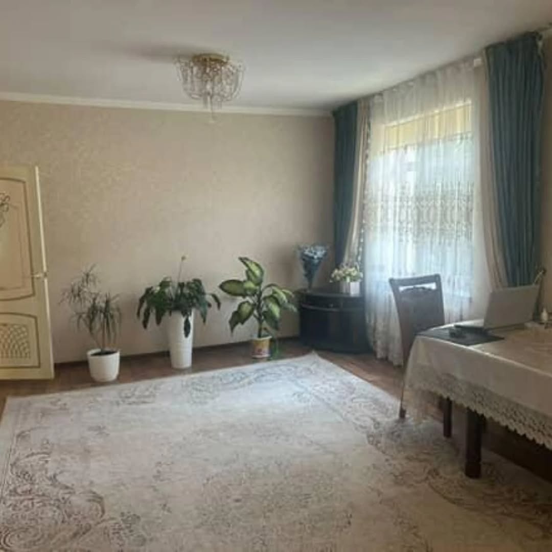 Дом 180м² 7 комнатный