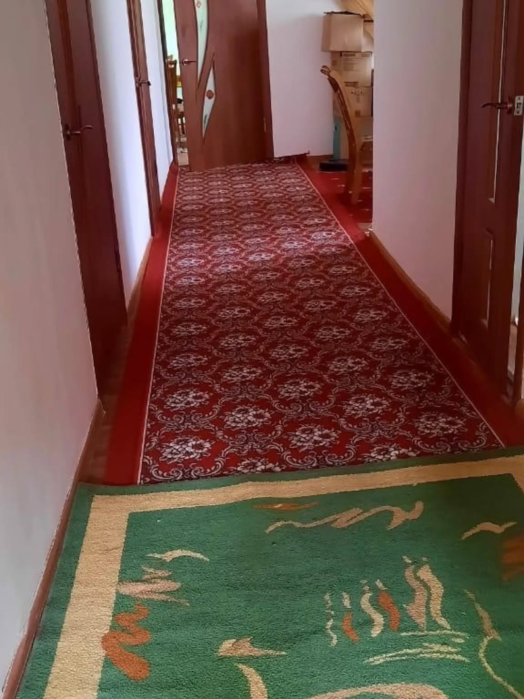 Продам кирпичный дом с мансардой