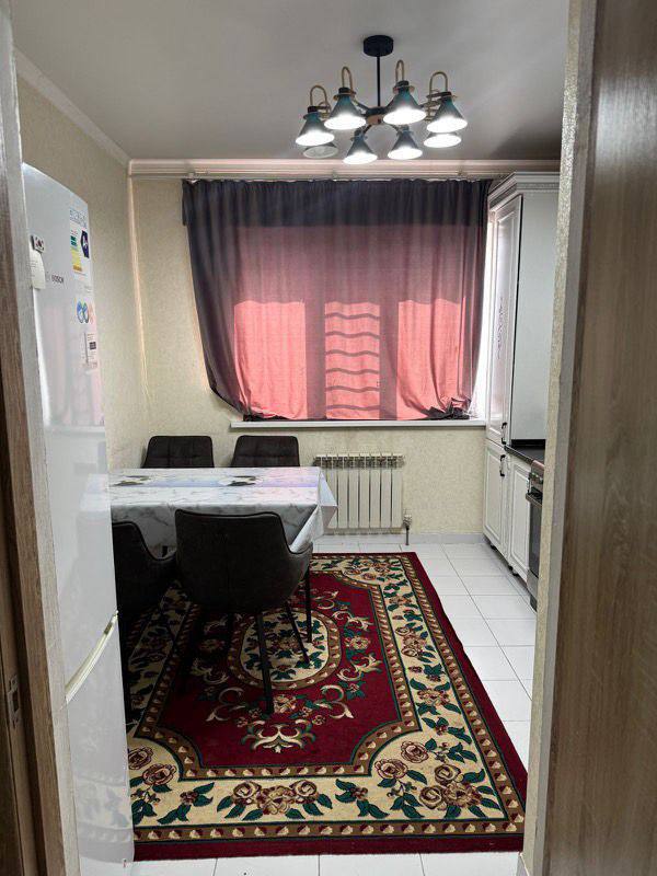 Подселение 2 қыз аламыз