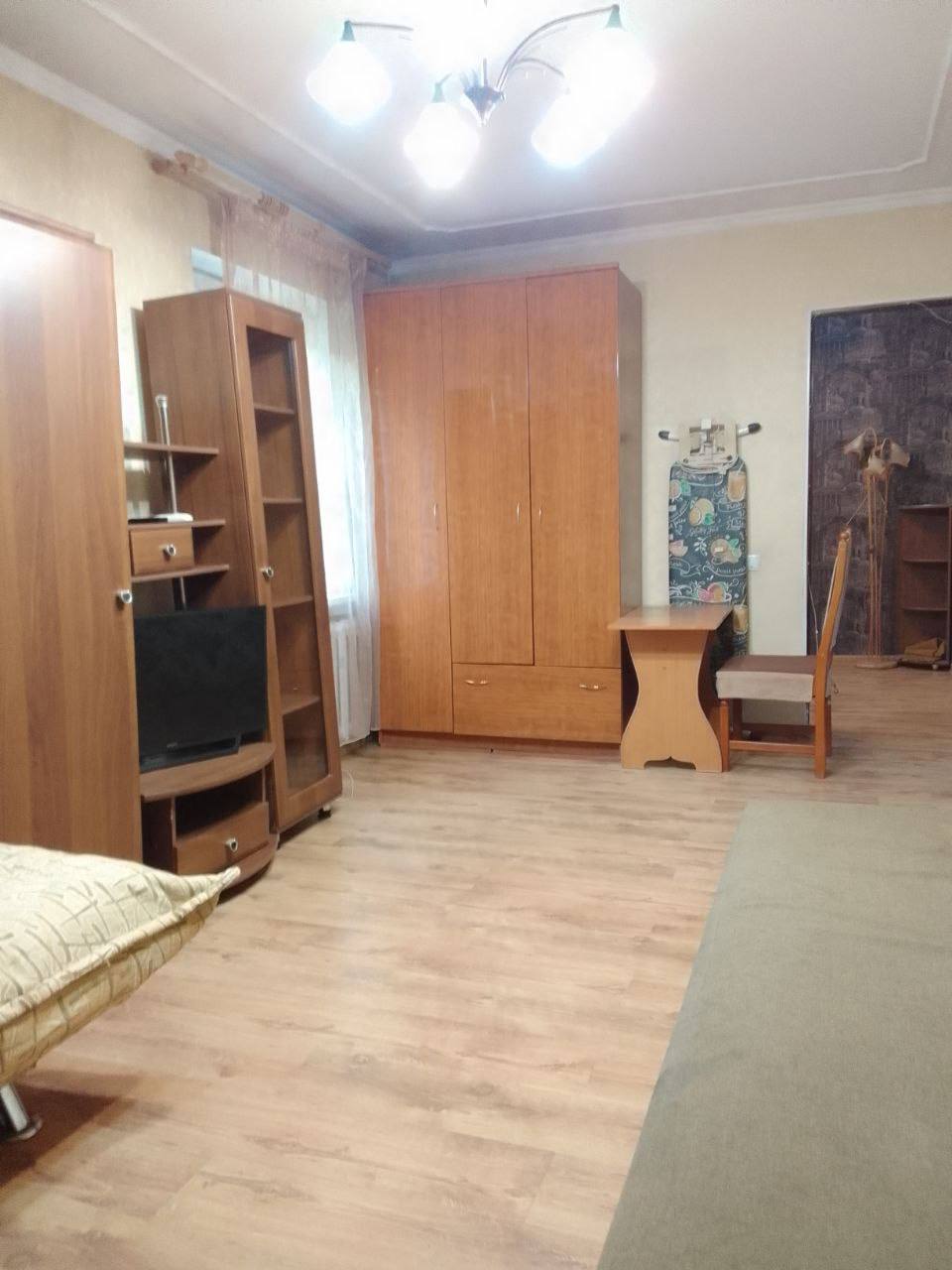 Нужны парни или семейная пара