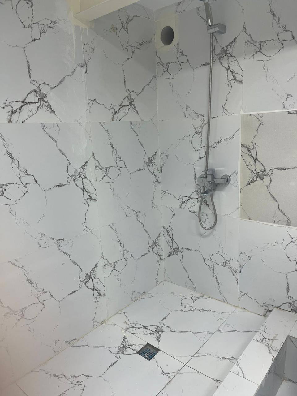 Подселение для девушки