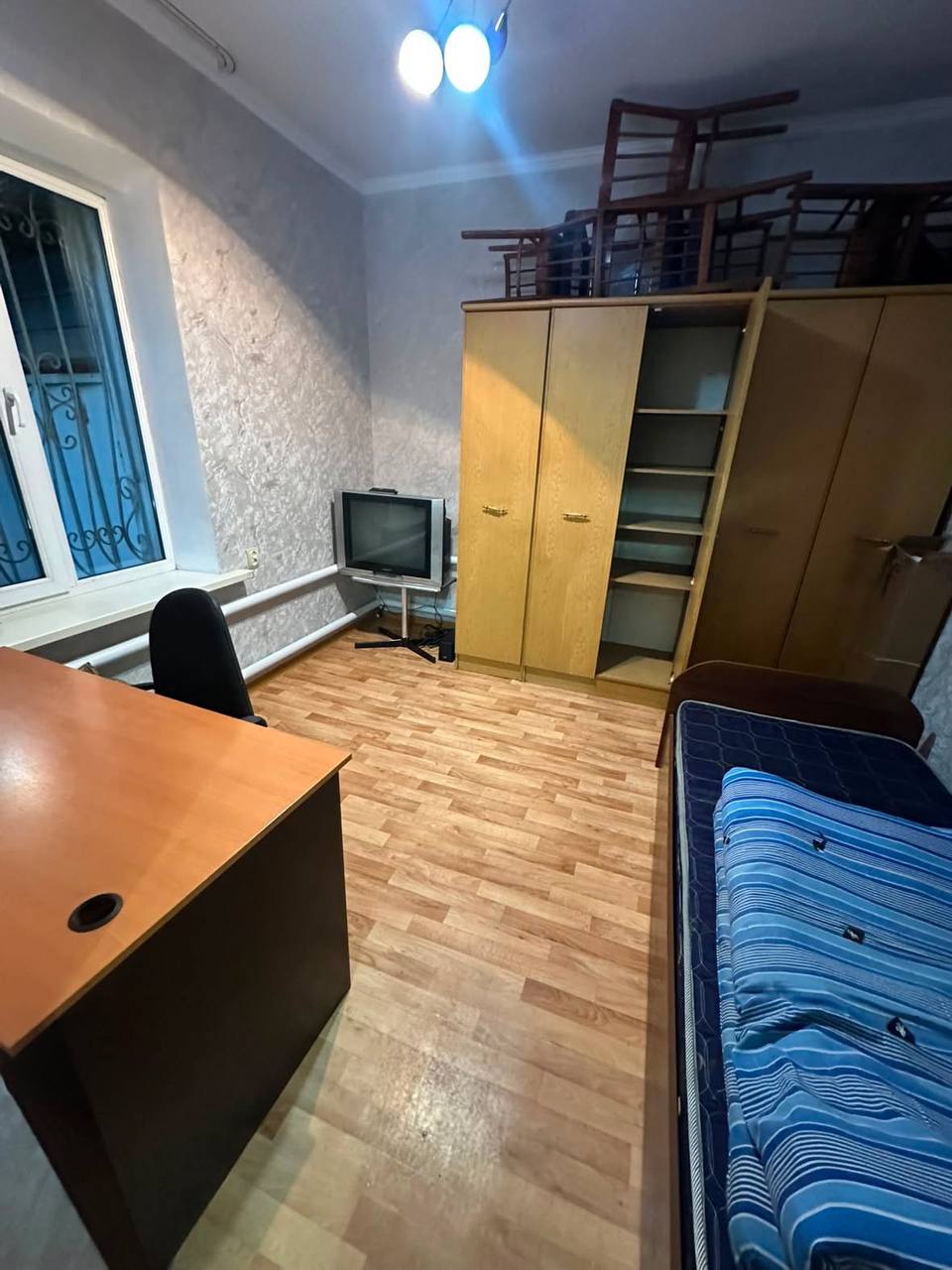Комната в двухкомнатной квартире