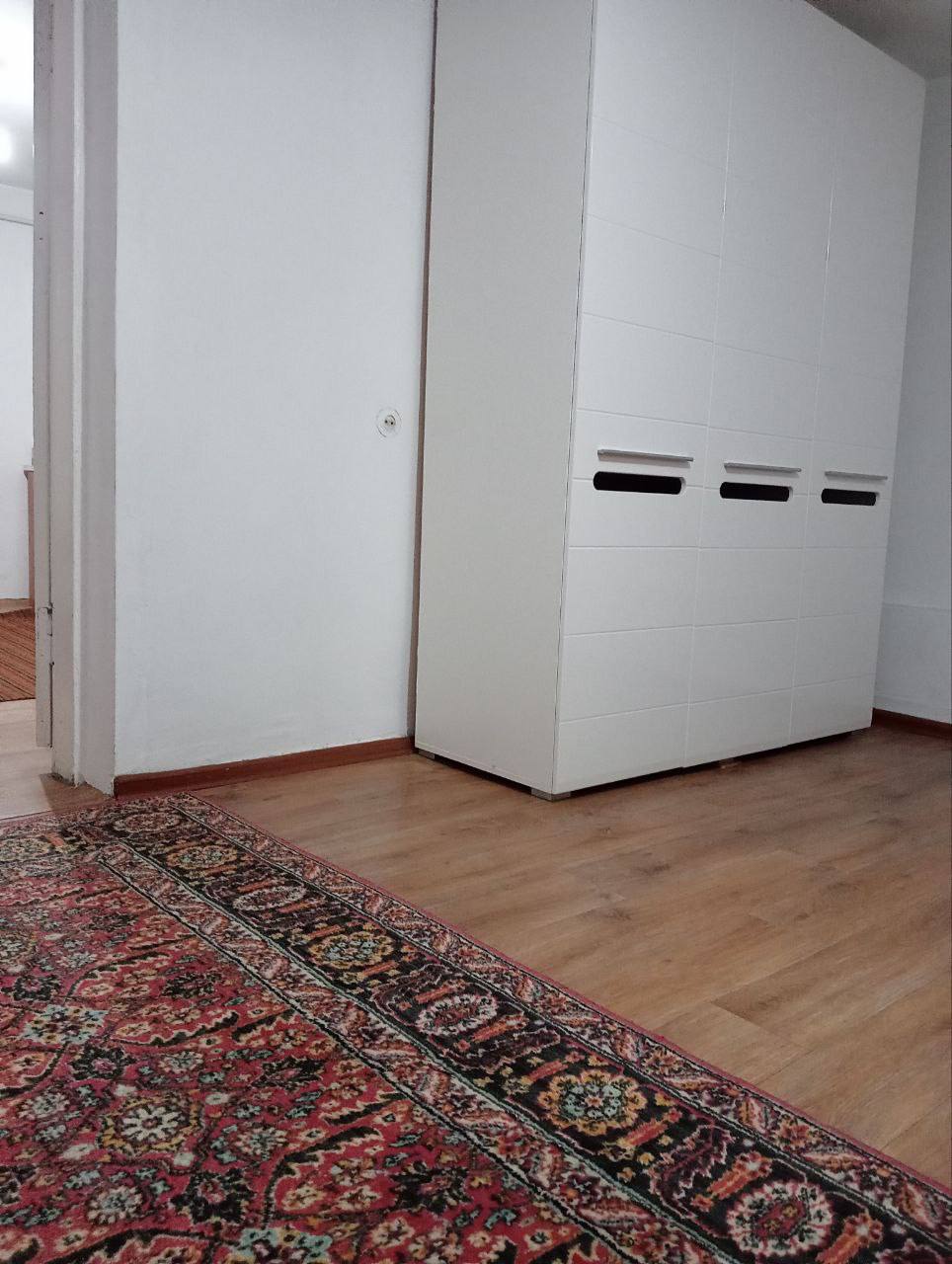 Сдам в аренду полдома на подселение