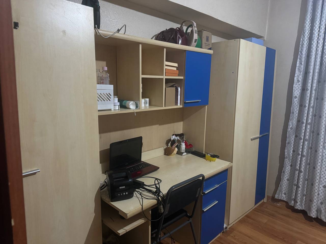 Срочно 2қыз керек
