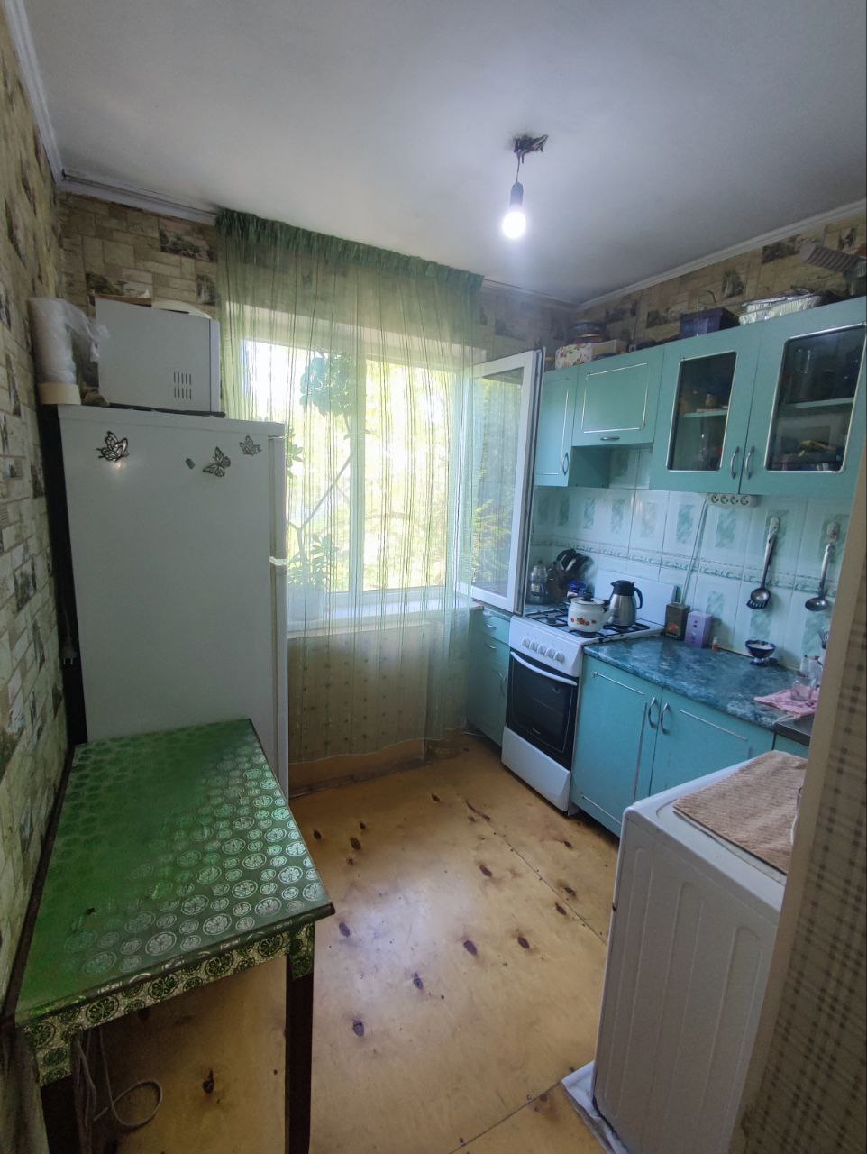 СРОЧНО ВОЗЬМУ НА ПОДСЕЛЕНИЕ одного Парня