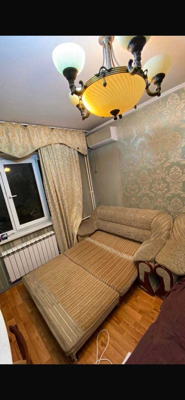 Толе би Розыбакиева 1 кыз кажет