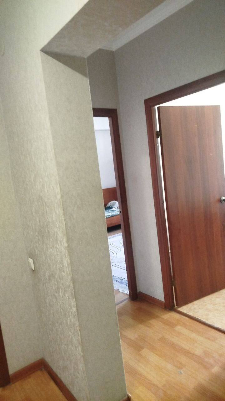 Үш бөлмелі пәтер
