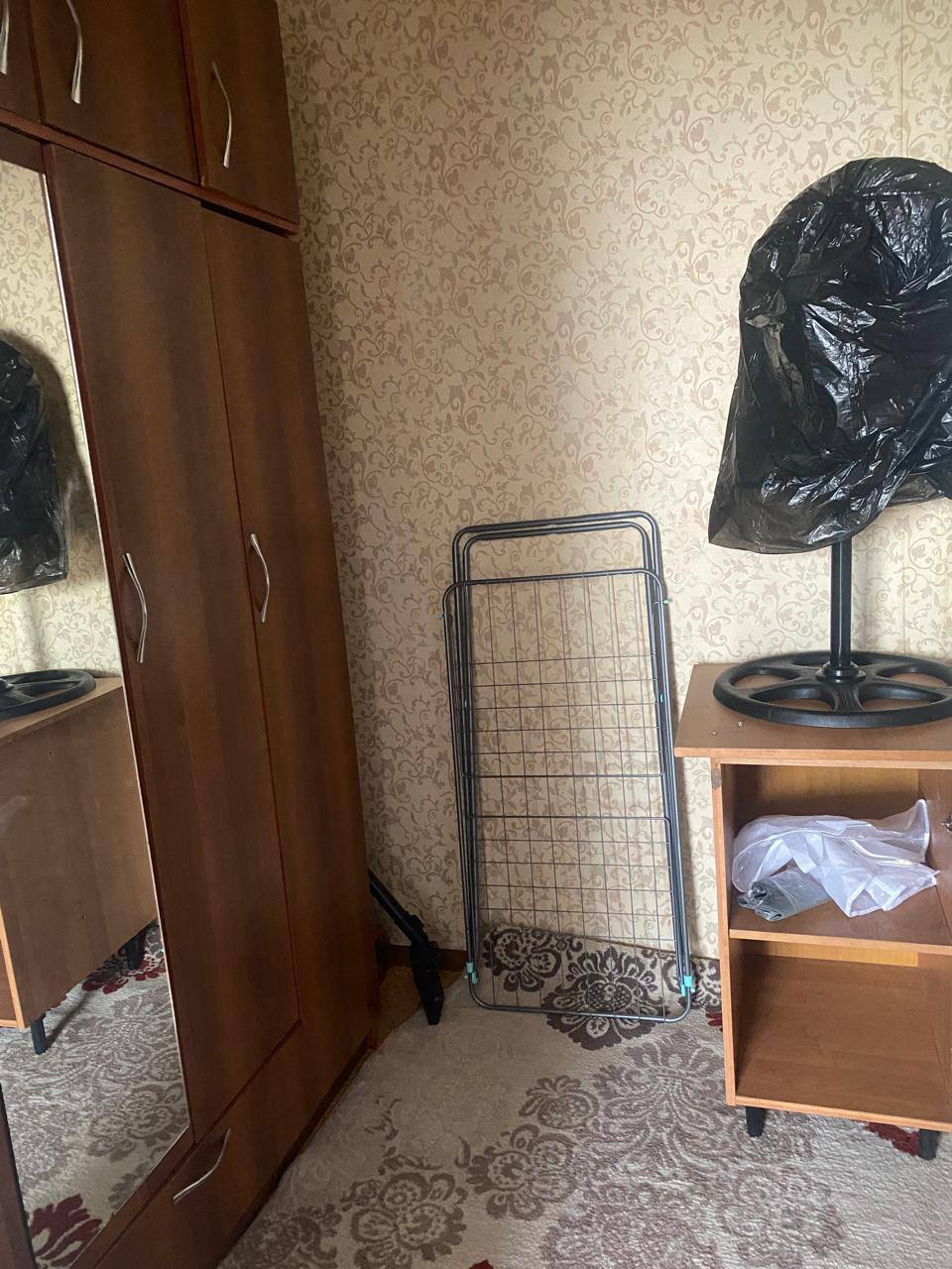 Подселение кыз ыздейміз