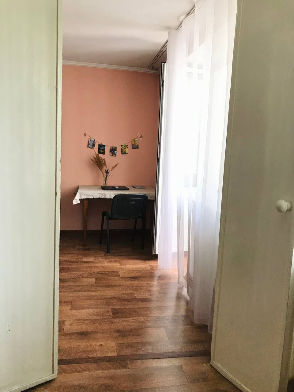Сдаётся изолированная комната