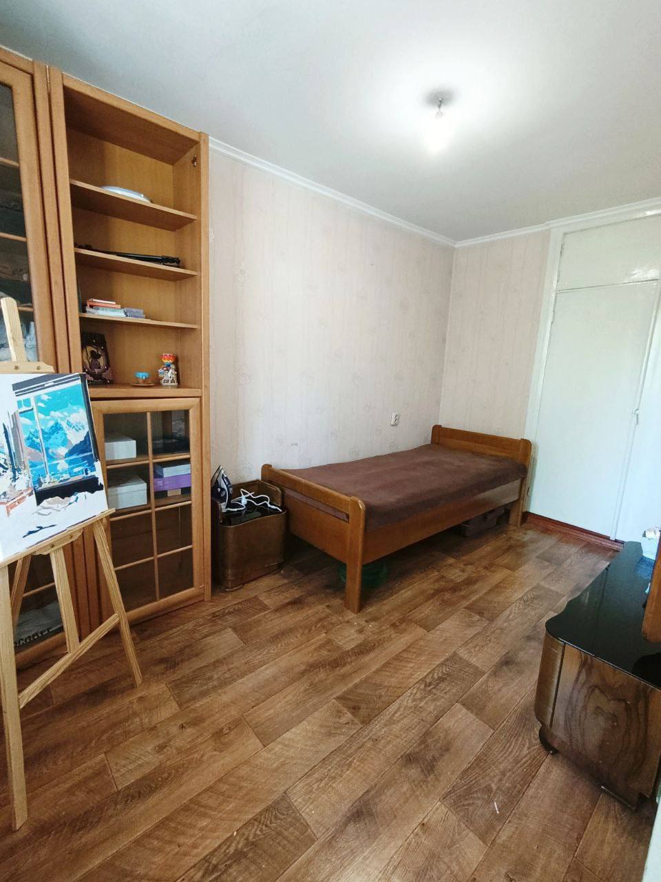 Сдаётся изолированная комната
