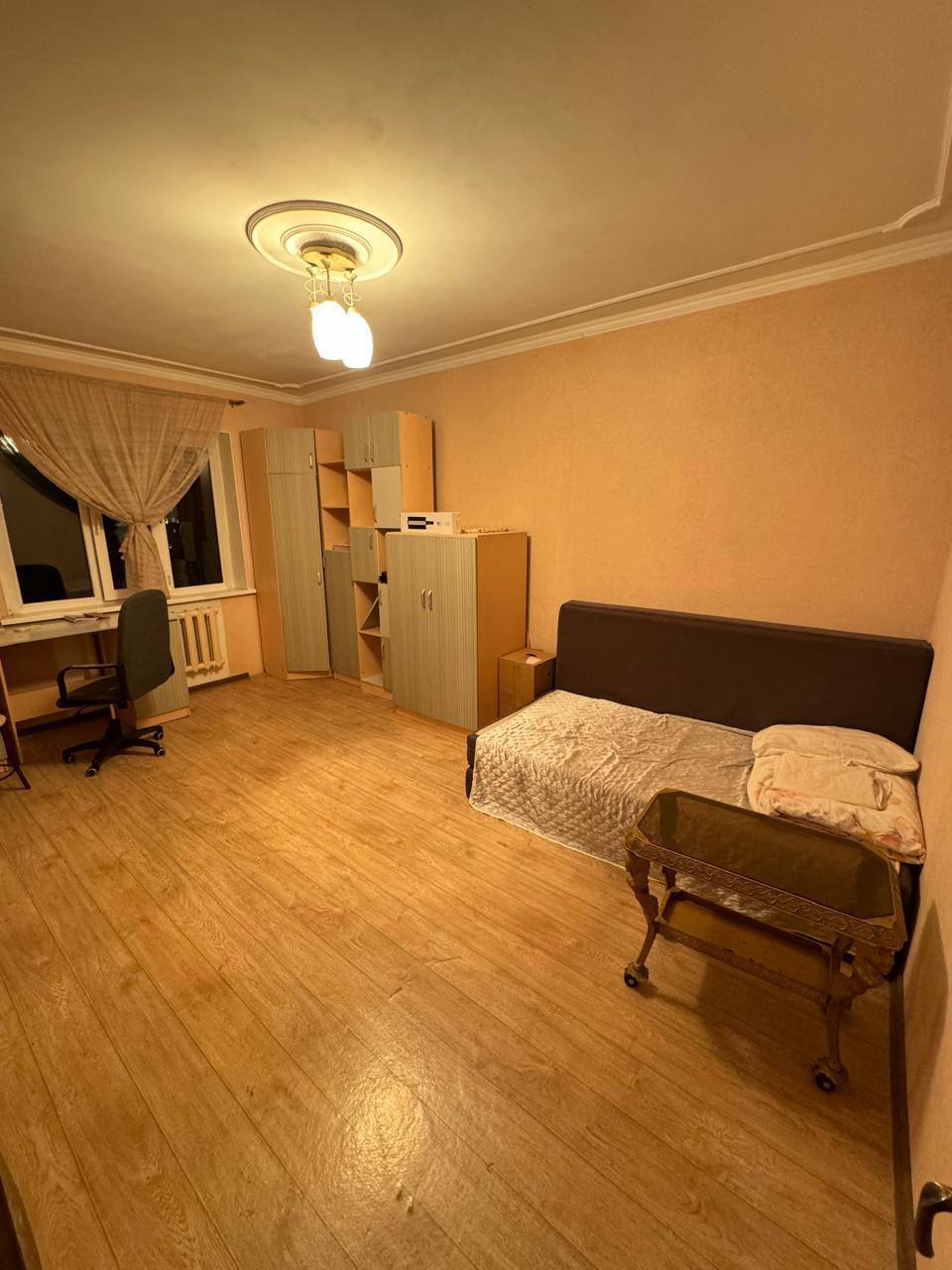 Срочно ищем 1 девушку на подселение