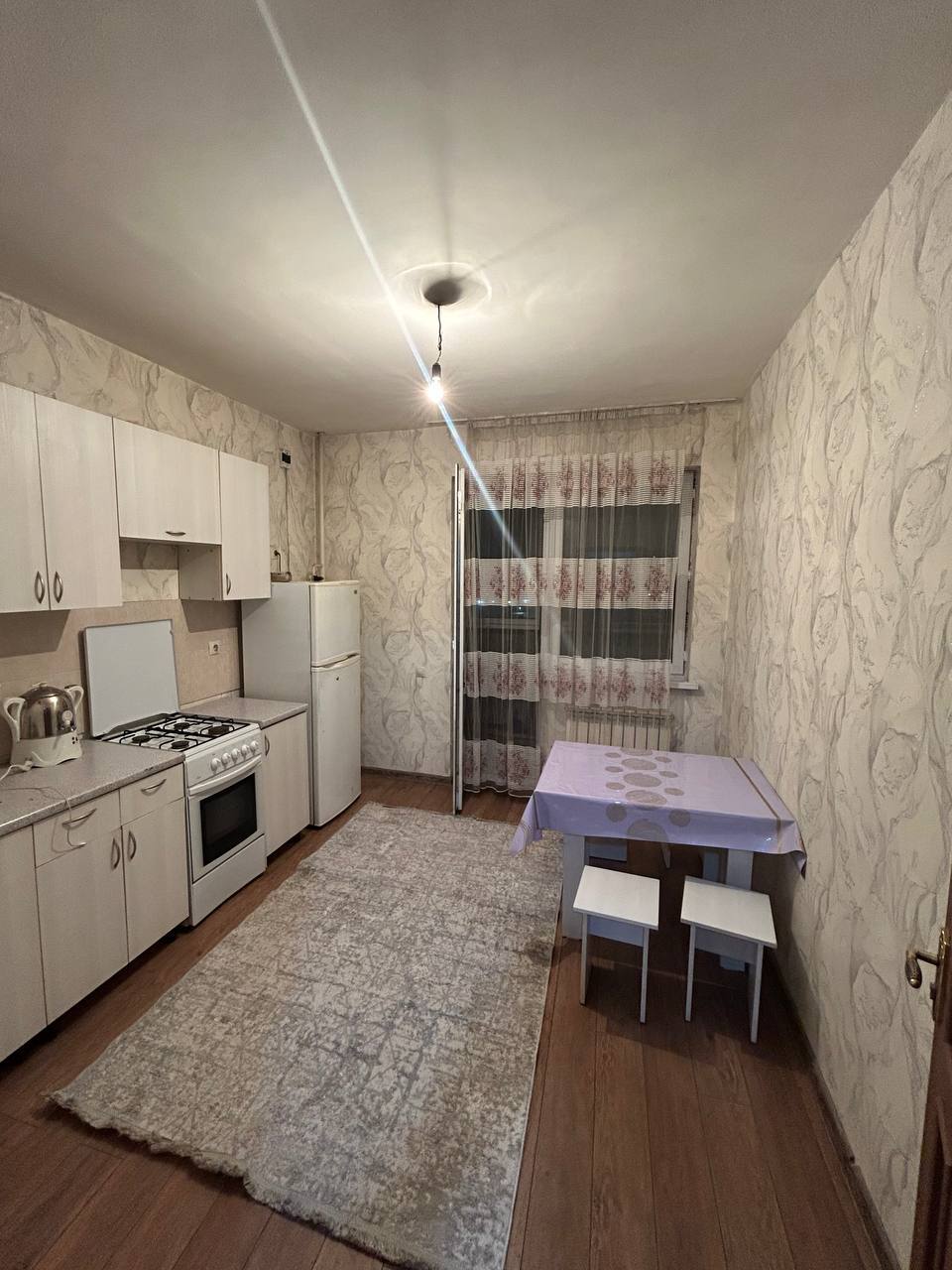 1 бөлме кухня отдельно