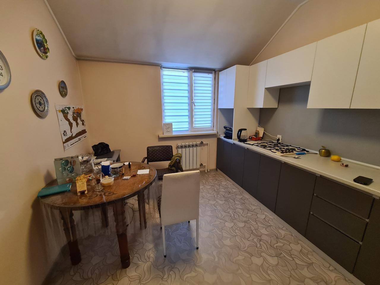 Подселениеге 3 қыз қажет