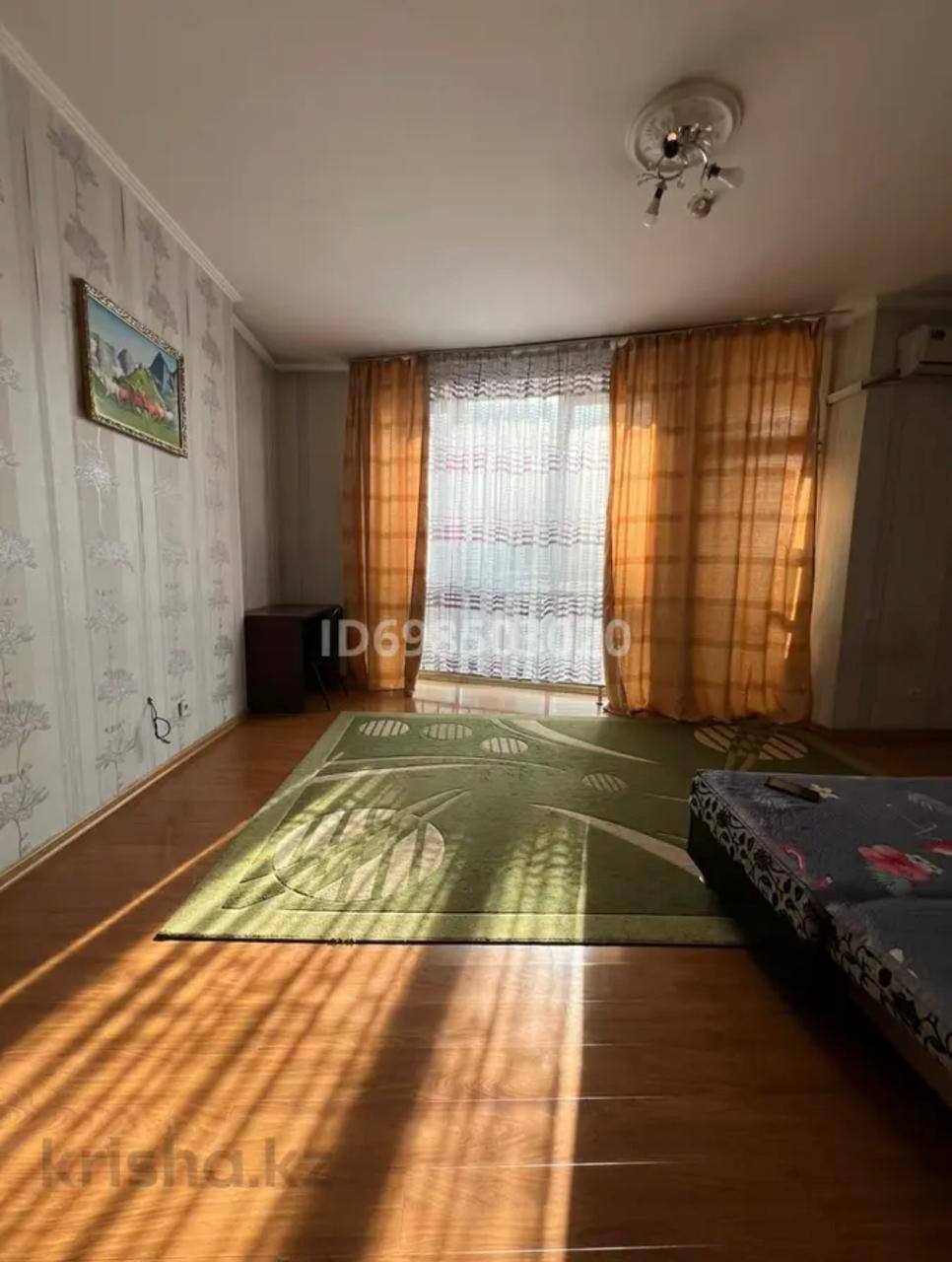 Подселениеге 1 қыз керек!