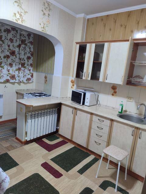 Сдам 1 комнатную квартиру в мкр. Мамыр