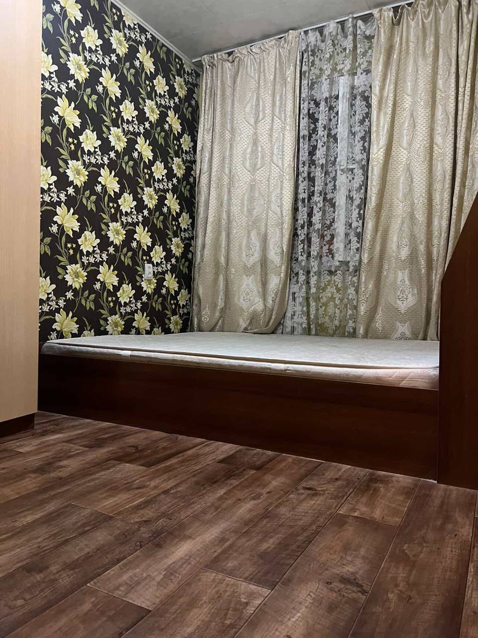 Сдам одну целую комнату