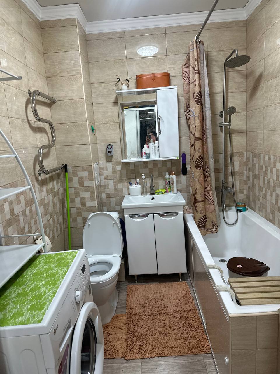 Ищем порядочную соседку для подселения